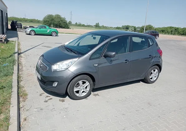 samochody osobowe Kia Venga cena 18900 przebieg: 208000, rok produkcji 2010 z Ryki